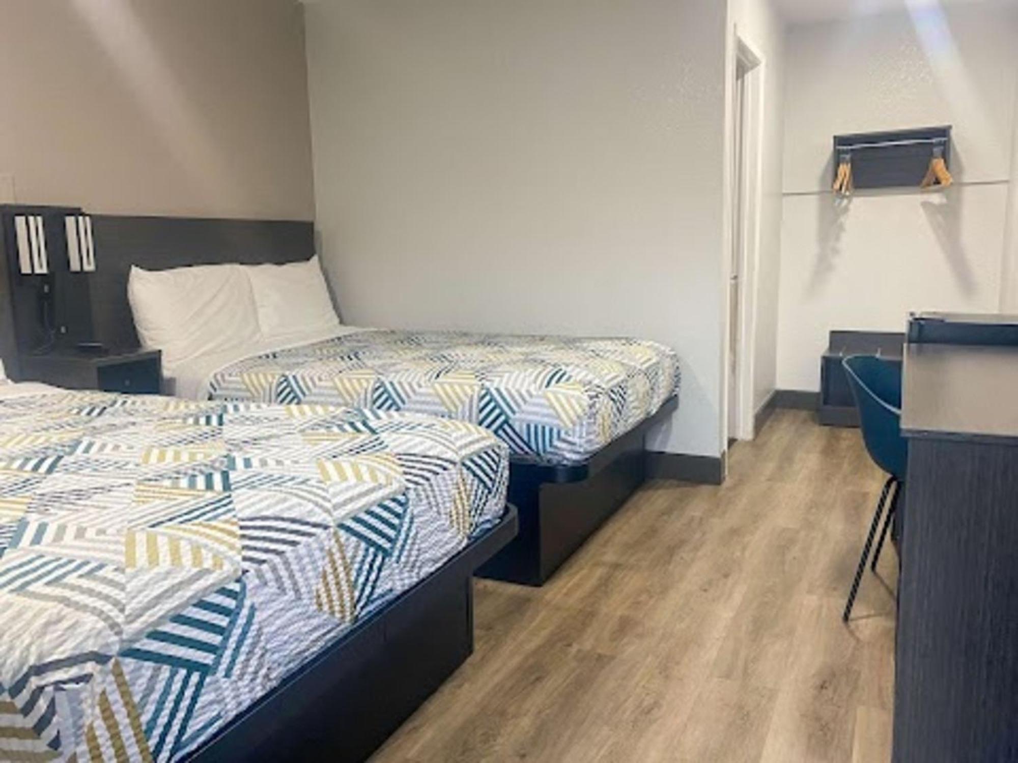 Hotel 6-san Bernardino, Ca - North 2*