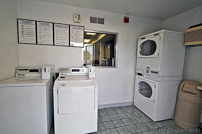 Hotel 6-san Bernardino, Ca - North